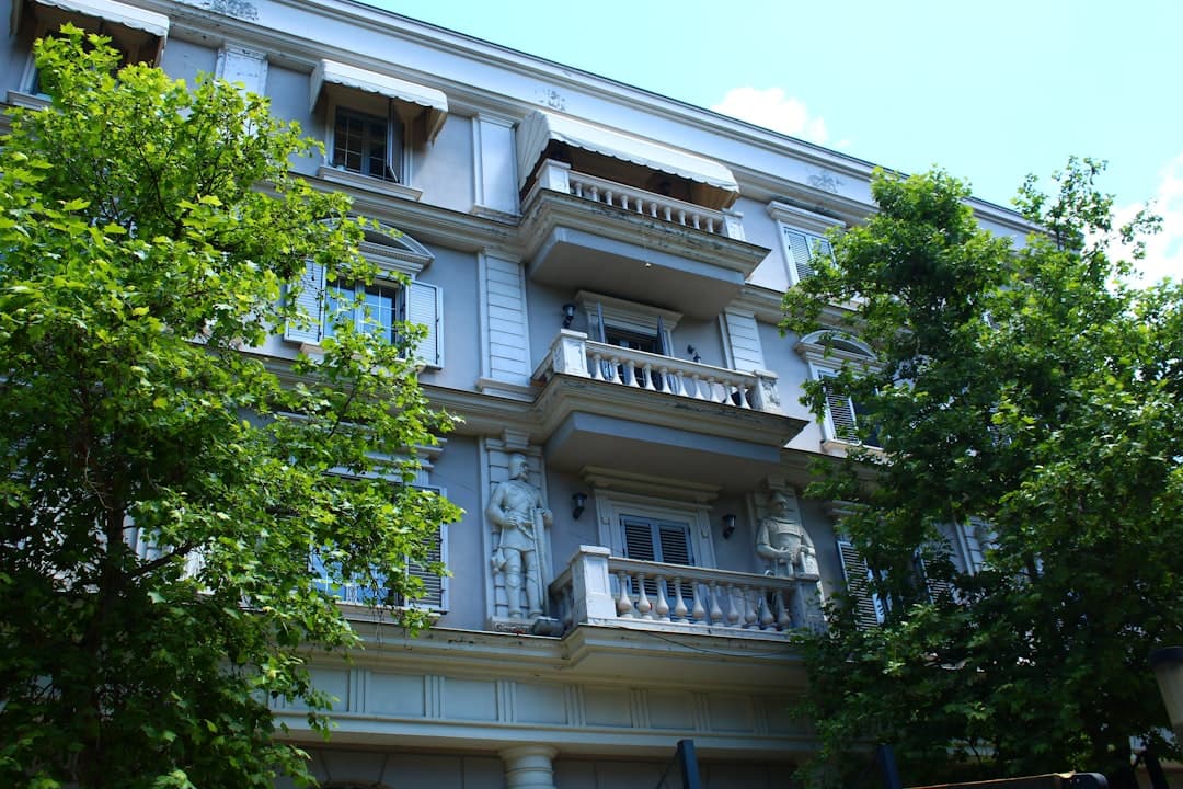 Antalya - Tiran Uçak Bileti