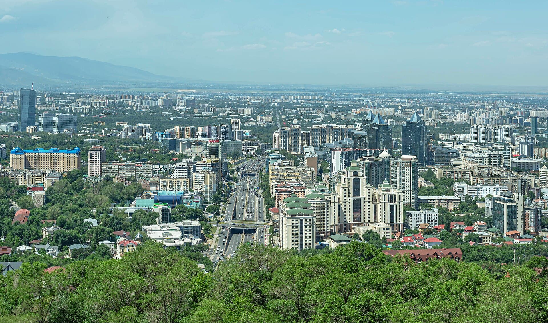İzmir - Almata Uçak Bileti