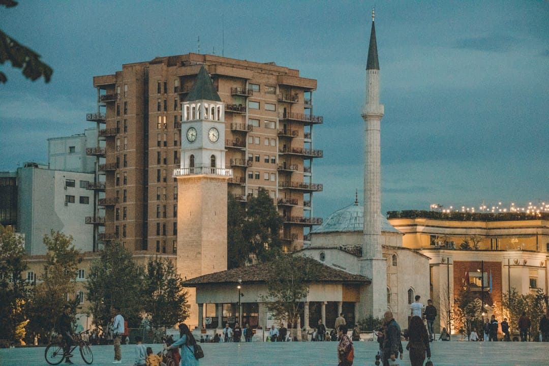 İstanbul - Tiran Uçak Bileti