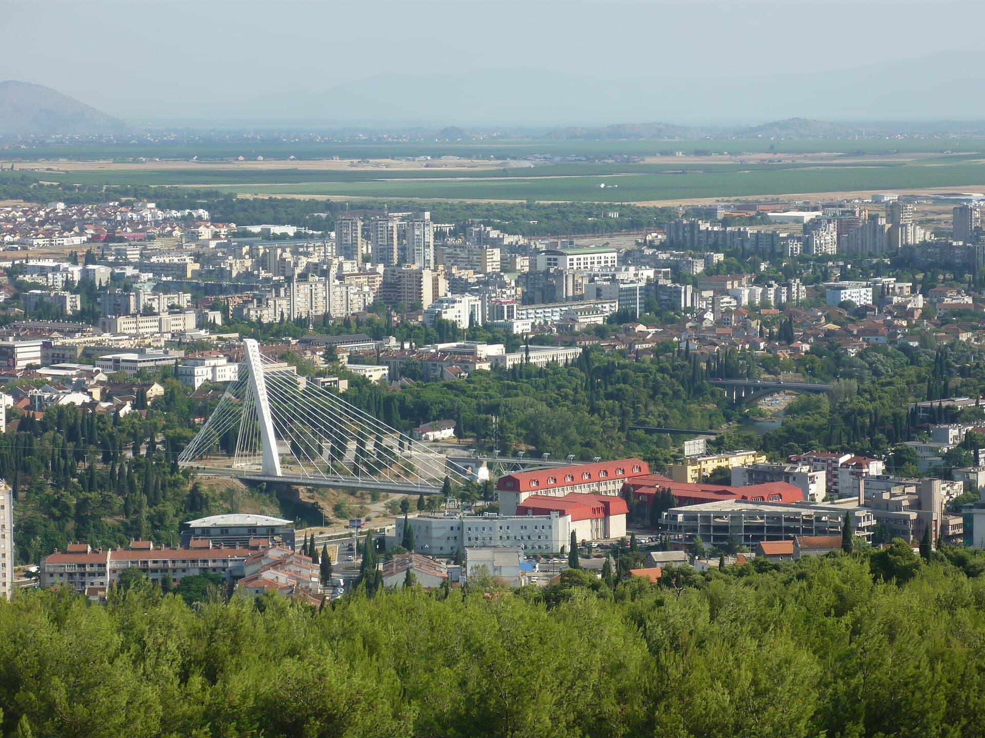 İzmir - Podgorica Uçak Bileti